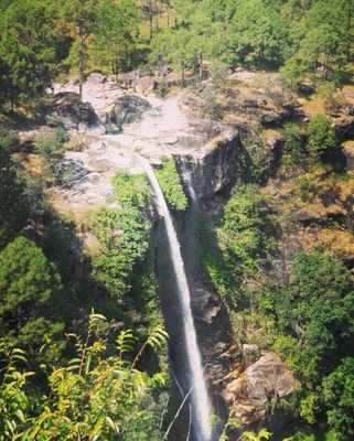 Photos or Pictures or Images of Chineshwar Waterfall , Chaukori 