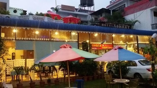 Hotel Ashrey Dehradun