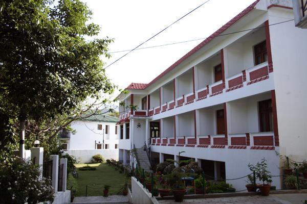 Hotel Maya Regency Bhimtal