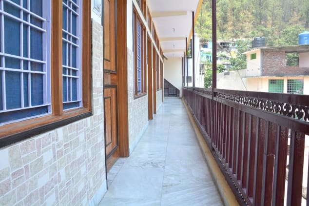 Hotel Shivananda Uttarkashi